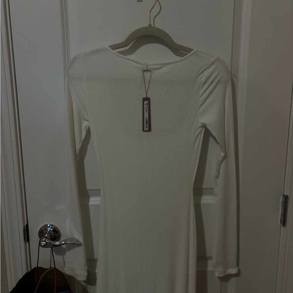 SKIMS Cream Long Sleeve Dress - Picture 2 of 4